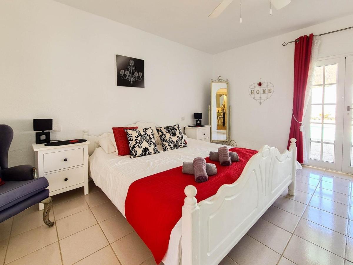 Stunning Sea View Villa With 6 Bedrooms & Heated Pool - Villa Renaissance Playa Blanca  Kültér fotó
