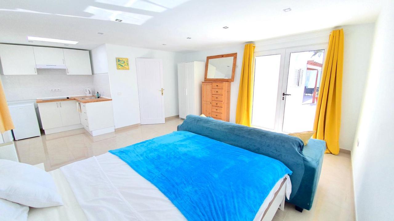 Stunning Sea View Villa With 6 Bedrooms & Heated Pool - Villa Renaissance Playa Blanca  Kültér fotó