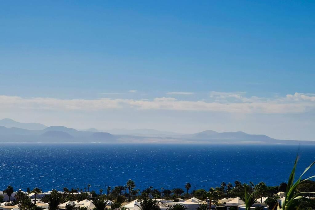 Stunning Sea View Villa With 6 Bedrooms & Heated Pool - Villa Renaissance Playa Blanca  Szoba fotó
